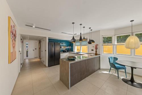 บริการและสิ่งอำนวยความสะดวก, The Strand apartment for 5 guests with pool and beach in ซาลินา