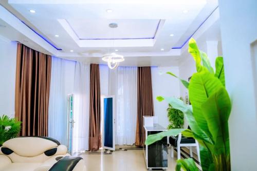 Zebra Domus in Butare
