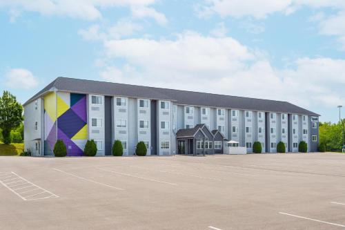 Sleep Inn & Suites Clarion, Pa Near I-80