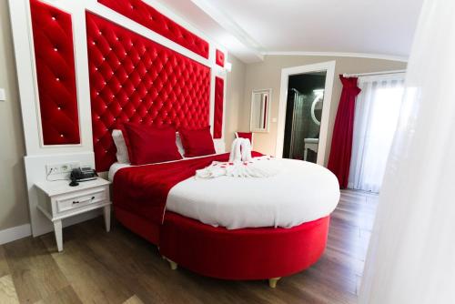 Microyal Hotel - image 4