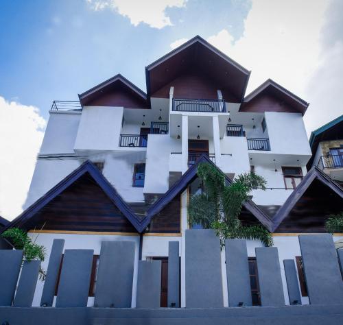 The Scenario Ella - Ella