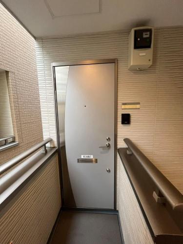 Shinjuku 5 min, 1 min walk from Shinnakano Station, Room 202