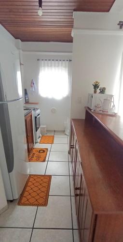 مطبخ, Belo apartamento a 50m da linda praia in Cachoeira do Bom Jesus