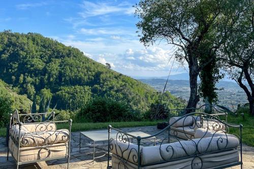 Зовнішній вигляд готелю, Tuscan Retreat With Pool And Panoramic Views in Пеша