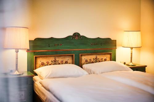1 double bed