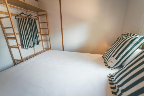Camping Sitges Room Type - Standard Bungalow