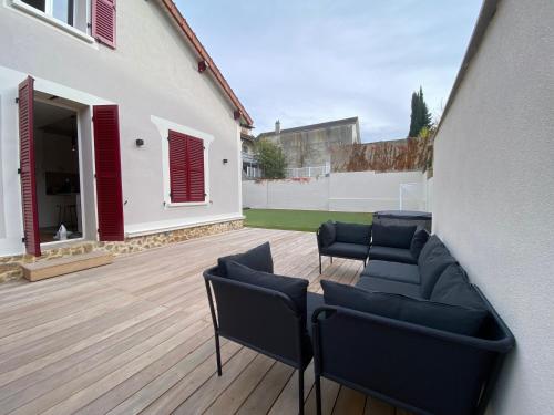 Erkély/terasz, Capsule Villa Fun cinéma Foot Poker Console jeux de jardin (Capsule Villa Fun cinema Foot Poker Console jeux de jardin) in Mareil-Marly