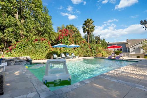 Luxury LA Garden Estate Private Pool HotTub Tennis – khách sạn tại La Habra