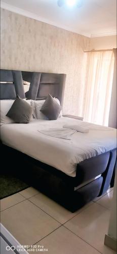 SUNFLOWER bed and breakfast in Leidismita