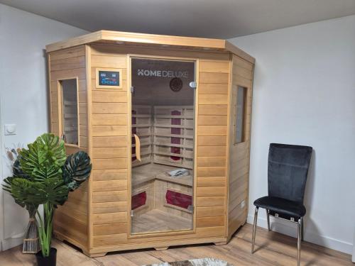 Grande maison 22 couchages ideal groupe ,proche Disney 20 min &Paris 30 min in Chelles