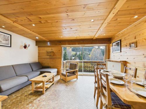 Appartement cosy près du centre et des pistes avec balcon, parking, 6 couchages - FR-1-623-305 - Location saisonnière - Les Gets