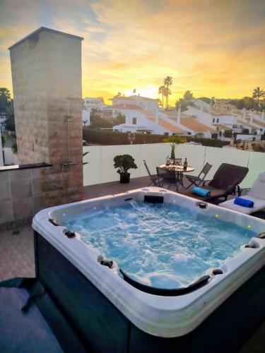 Villa Luz 37 - Jacuzzi Terrace & Swimming Pool 4