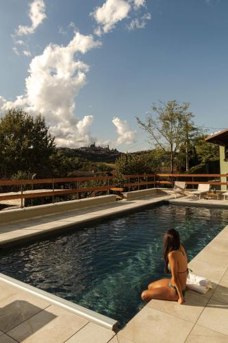  CA´du LIN - Jacuzzi e Piscina in Cisterna dʼAsti