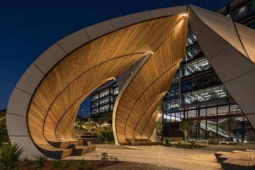 Stylish Inner-City Terrace Near Green Square in Zetland