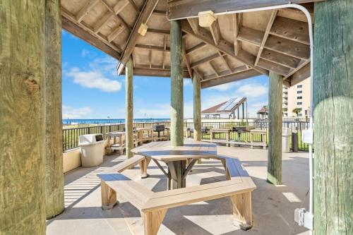 Phoenix II 2023 by Youngs Suncoast in Waterfront/beach