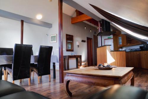 Hotel Hafnarfjall - image 5
