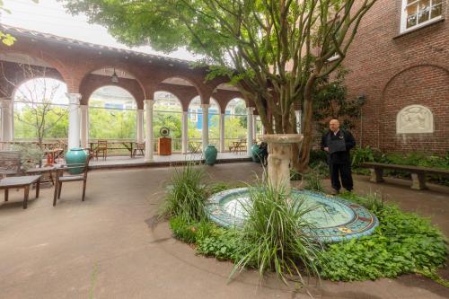 View, SF Zen Center Guestrooms in Haight Ashbury
