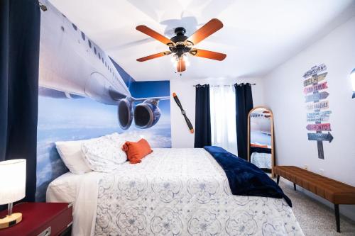 Nomad Hub,Fast Wi-Fi, King Comfort & Pool Vibes – khách sạn tại Phoenix