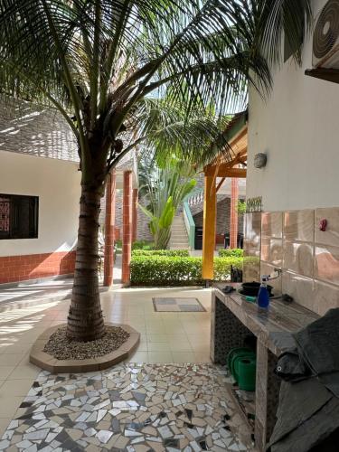 Suite privée-chambre, salon et cuisine complete (Suite privee-chambre, salon et cuisine complete) in 姆布尔