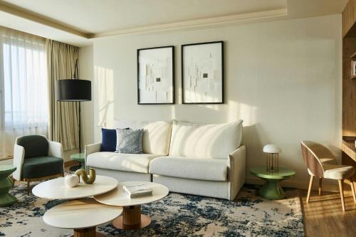 2 bedrooms, 4 beds