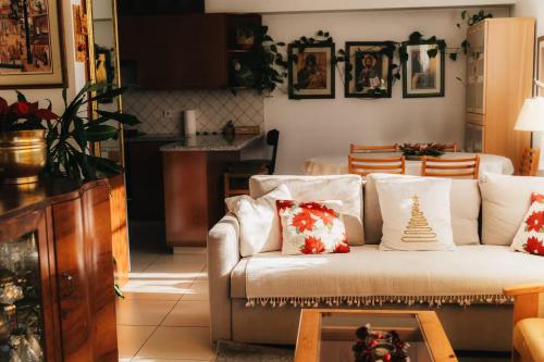 Vista Kyperounta - Family Mountain Getaway with Large Veranda in Kyperounda