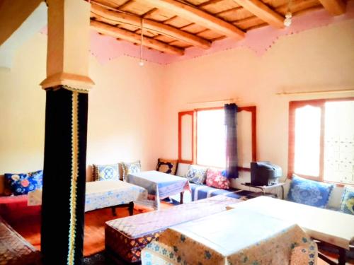 Riad restaurante Étoile dades Camping (Riad restaurante Etoile dades Camping) in Amouguir
