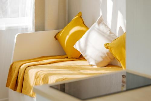 Vilnius cozy apartment By the river With balcony 20min Old Town Free parking Self check in – khách sạn tại Zirmunai eldership