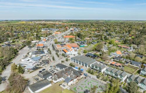 Unterkunft von außen, 4 Bedroom Lovely Home In Væggerløse in Vaeggerlose