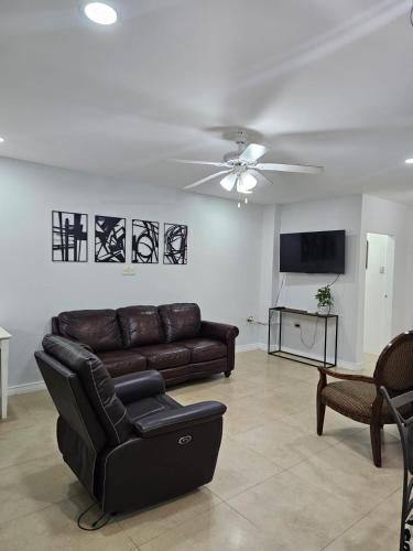 Marquis Holiday Apartments in ซิกนัลฮิลล์