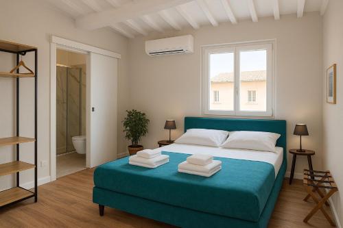 NiNNi 12 Apt, Florencie