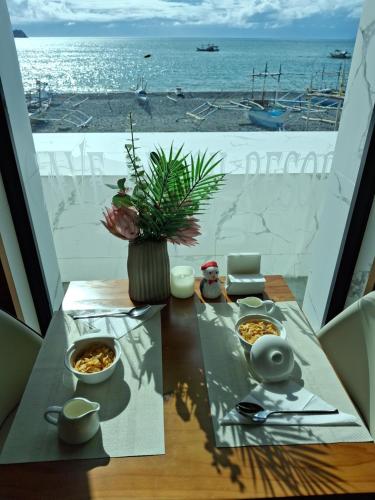 Ресторан, Cave Beach Resort - Boutique Accommodation in Dingalan