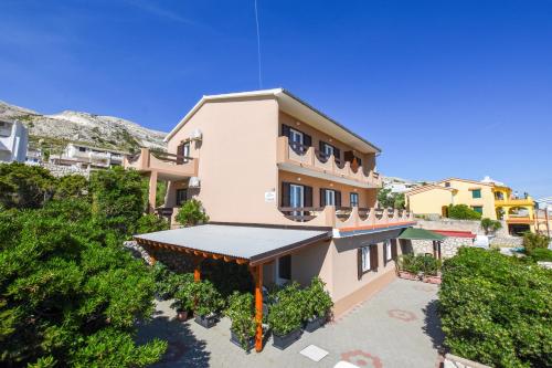 Apartments with parking space Pag - 6316 - Location saisonnière - Stari Okić