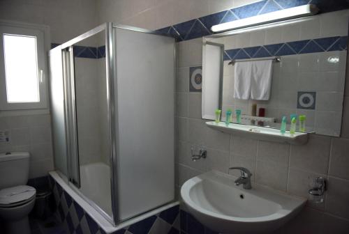 Blue Sea Hotel - image 3