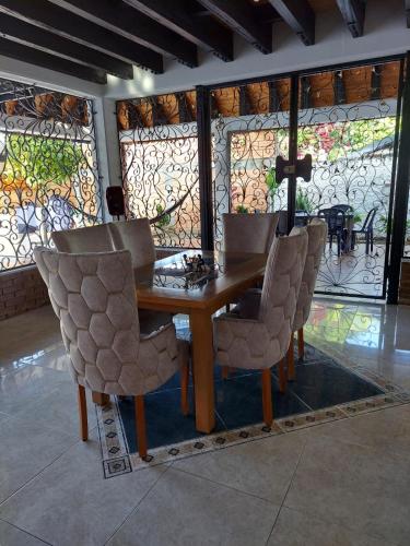 Iekārtas, Casa Bella in Rivera