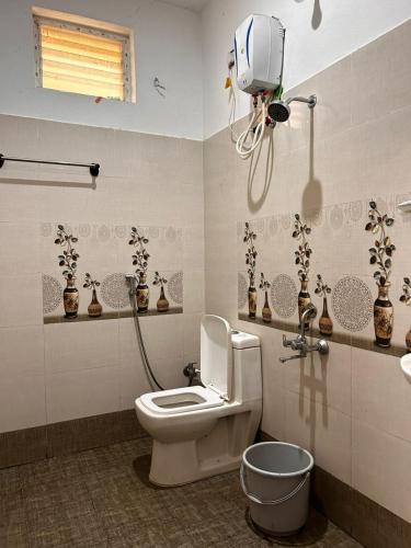 Auro Breeze Villa Inn in Auroville Road