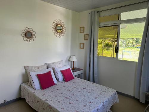 Vairani Lodge in Teluk Faaroa