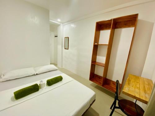 Laguno Bed And Breakfast Hostel in Moalboal