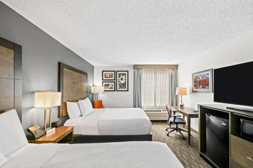 亞特蘭大道格拉斯維爾溫德姆拉昆塔套房酒店 (La Quinta Inn & Suites by Wyndham Atlanta Douglasville) in 巴爾哈柏 (GA)