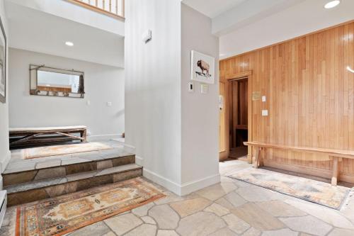 設施, RMR: Teodori House in Teton Village in 堤頓村 (WY)