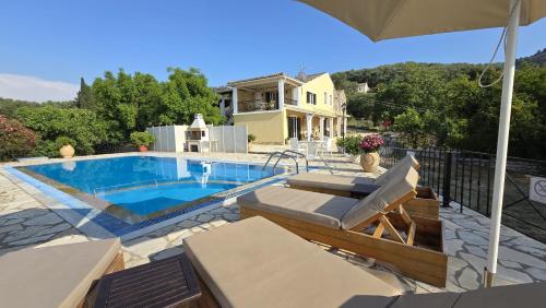 Villa Bacchus Kassiopi Corfu – khách sạn tại Kassopei