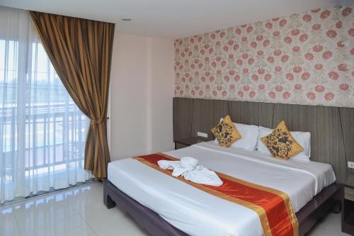 room detail thumbnail 1