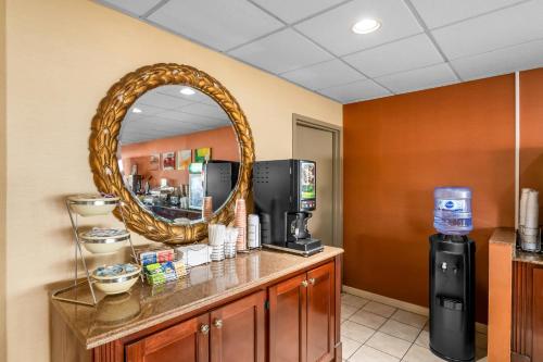 Ételek és italok, Quality Inn Waterbury East in Waterbury (CT)