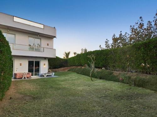 Central Luxurious Ritz Villa in City Center