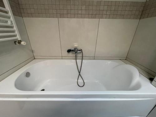 Cozy London Escape in 苏恰瓦