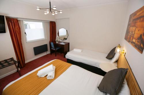 The Lovat Hotel - image 7