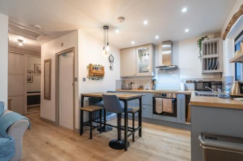 Windermere Cottage - Central Windermere
