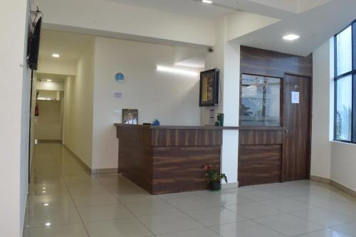 ล็อบบี้, Sri Darshini Comfort 2kms from Hinkal Flyover in อิลาวาลา โฮบลี