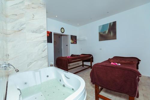 Royal Lagoons Resort & Aqua Park Families and Couples Only - image 2