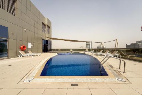 Studio Apartment in Dubai Sports city - image 11