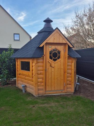 Gîte Un instant de rêve à Dorlisheim, piscine intérieure chauffée, sauna (Gite Un instant de reve a Dorlisheim, piscine interieure chauffee, sauna) in Dorlisheim